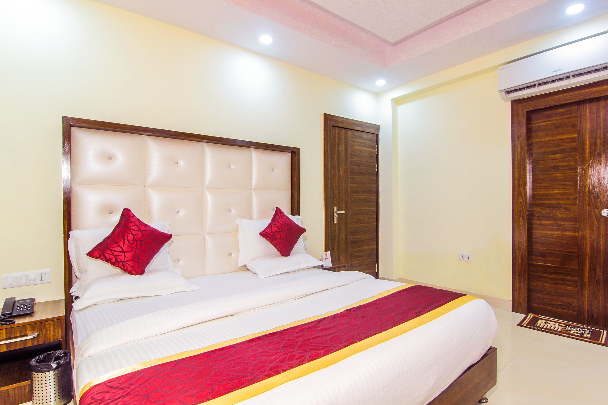 Hotel Ss Grand Лакхнау Екстер'єр фото