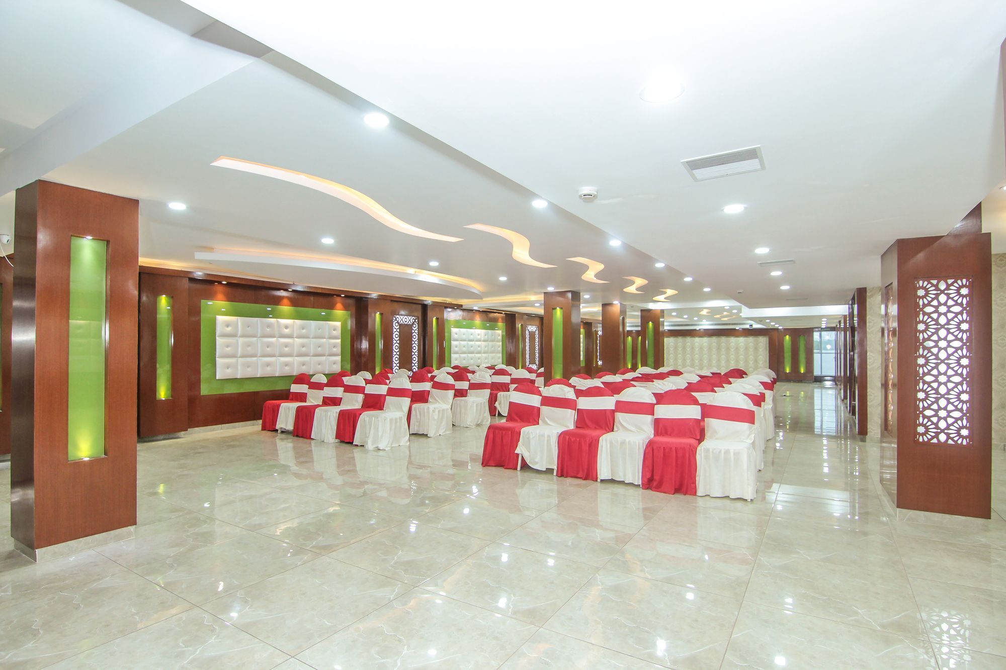 Hotel Ss Grand Лакхнау Екстер'єр фото